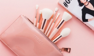 Hướng dẫn cách vệ sinh sạch cọ trang điểm mà không làm hỏng chúng