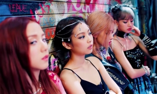 5 cách chọn áo hai dây phù hợp với từng dáng người, chị em muốn mặc đẹp hè này 'bơi' hết vào đây