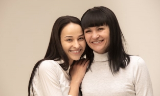 Ngày của Mẹ: 6 chai nước hoa dành cho người phụ nữ bạn yêu thương