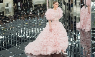 Là người yêu thích thời trang chắc hẳn bạn đã từng nghe đâu đó từ 'chic'?