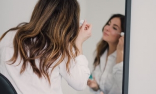 Kinh nghiệm chăm sóc da nhạy cảm đơn giản hiệu quả ngay tại nhà