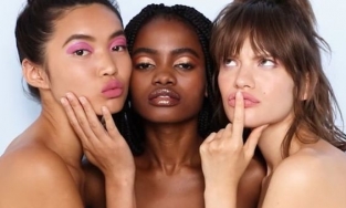 Top 5 loại kem dưỡng ẩm cho da nhạy cảm phổ thông 2021