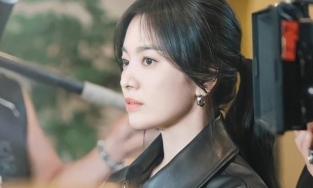 Ở nhà vẫn xinh như Song Hye Kyo với bí kíp tóc buộc thấp kiểu Hàn