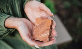 Hướng dẫn các công thức làm mỹ phẩm handmade cực đơn giản tại nhà