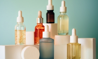 Những xu hướng mỹ phẩm nào sẽ lên ngôi vào năm 2022?