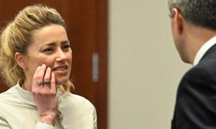 Hé lộ danh tính loại mỹ phẩm được Amber Heard mang ra tòa làm bằng chứng chống lại Johnny Depp