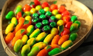 Bánh đậu xanh trái cây, món bánh tinh tế 'ngon mà không nỡ ăn' của xứ Huế