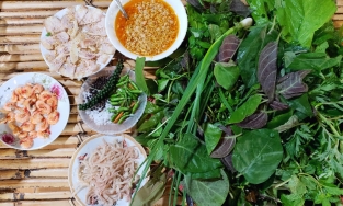 Gỏi lá, món đặc sản không thể bỏ qua khi đến thăm Kon Tum
