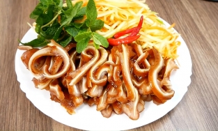 Cách làm tai heo nướng sa tế cay, vừa đưa cơm vừa hợp làm “mồi nhậu” cuối năm