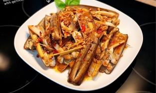 Cách làm ốc móng tay xào bơ tỏi đơn giản, giòn ngon mà không lo bị tanh