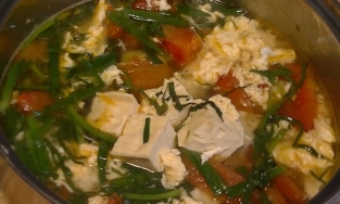 Cách nấu canh trứng lá tía tô dễ làm, vừa bồi bổ sức khoẻ vừa giải cảm hiệu quả