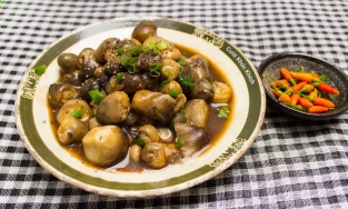 Cách làm nấm rơm kho tiêu, món chay hao cơm, chống ngán cho mâm cơm nhà