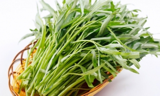 3 dấu hiệu đơn giản giúp bạn phân biệt rau muống sạch và rau muống có hoá chất