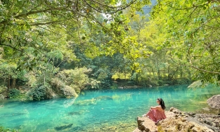 Suối Lê Nin, dải lụa xanh nằm ẩn mình giữa núi rừng Pác Bó, Cao Bằng