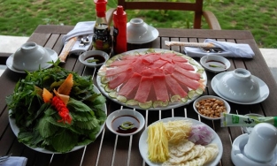 Cá bò gù tái chanh, món ăn đãi khách dân dã của người dân Quảng Ngãi