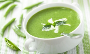 Cách nấu súp đậu Hà Lan ngon, chỉ 15 phút là có món chiều được khẩu vị cả nhà