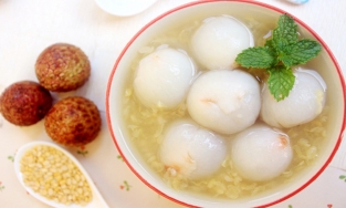 Cách nấu chè vải đậu xanh, ngọt thanh, giải nhiệt mùa hè hiệu quả