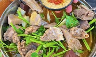 5 món đặc sản Cần Thơ ngon 'ứa nước miếng', lại rẻ như đồ ăn đường phố