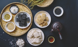 Khô mè, món bánh “7 lửa” với cách chế biến kỳ công trở thành đặc sản nổi tiếng của Đà Nẵng