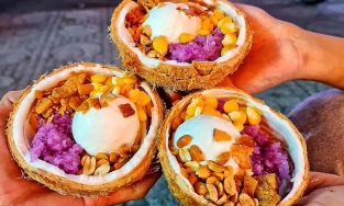 Cách làm kem xôi dừa lá cẩm mát lạnh, thơm ngon không kém mua ngoài hàng