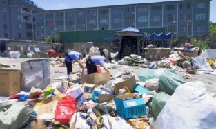 Giấu vợ lập quỹ đen, chồng mất tới 35 triệu vì bị vợ… dọn nhà bán đồng nát