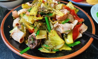 Cách làm lòng xào dưa ngon nhất, chỉ 30k vẫn đầy đặn để đổi gió cuối tuần