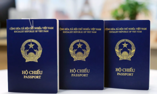 Điều cần biết khi phỏng vấn visa Mỹ bằng hộ chiếu mới bìa màu xanh tím than của Việt Nam