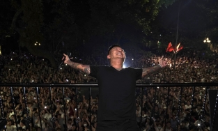 Liveshow “góc ban công” của Tuấn Hưng chính thức quay trở lại sau khi nộp phạt 12,5 triệu