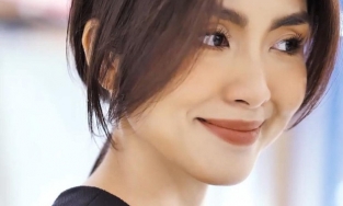 Hà Tăng đổi tóc mái mới đẹp xuất thần chứng tỏ nhan sắc đỉnh cao 