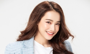 Nhã Phương khiến phái đẹp trầm trồ với loạt ảnh đi tập yoga