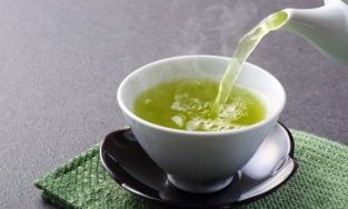 Những điều bạn cần phải biết khi giảm cân bằng trà xanh