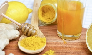 4 Cách giảm cân bằng tinh bột nghệ mà bạn nên biết