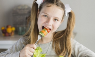 15 lời khuyên về việc giảm béo cho thanh thiếu niên an toàn và lành mạnh