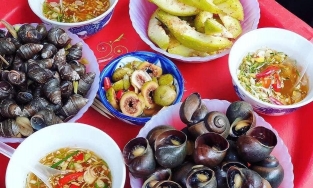 Ứa nước miếng với 2 quán ốc ngon nổi tiếng của phố cổ Hà Nội