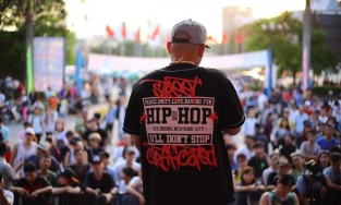 Thời trang Rap Việt sau 30 năm đã thay đổi như thế nào? 