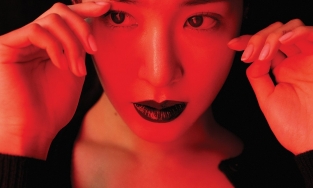 Ngất ngây với nhan sắc không tuổi của Tiffany Young trên Vogue Hàn Quốc