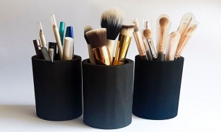 Vệ sinh cọ trang điểm đúng cách để không tàng trữ 'ổ' vi khuẩn gây mụn