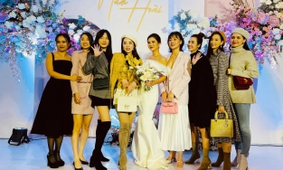 Xinh như 'Quỳnh búp bê' cũng thành kém duyên khi dự đám cưới vì lỗi này