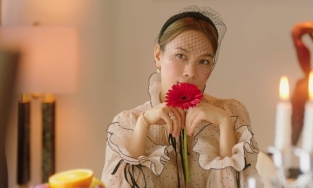 Thoát kiếp mặc sến, Mỹ Tâm hóa thành tiểu thư Paris trong MV mới