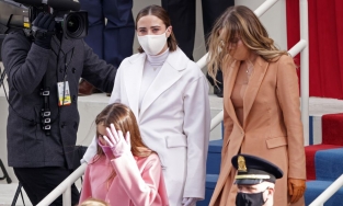 Các cháu gái Tổng thống Joe Biden: Biểu tượng thời trang mới của nước Mỹ?