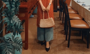 Tết này sắm ngay 5 mẫu giày diện cùng áo dài vừa sang vừa tôn dáng