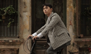 Diễn viên Công Dương hóa 'chàng thơ' Hà Nội