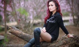 Thời trang trẻ trung của cô Xuyến 'Về nhà đi con' 