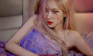 Stylist cắt phăng đồ Haute Couture để Rosé tỏa sáng trong single solo