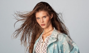 Louis Vuitton Summer by the Pool: Ly cocktail chào hè 