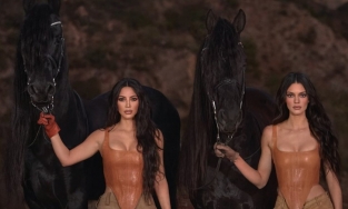 Kendall Jenner và Kim Kardashian ra mắt nước hoa lấy cảm hứng từ ngựa 