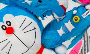 Reebook bắt tay với Atmos ra mắt phiên bản Instapump Fury Doraemon