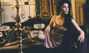 Ở nhà giãn cách càng tạo cơ hội cho Lý Nhã Kỳ ăn kiêng, sống ảo 