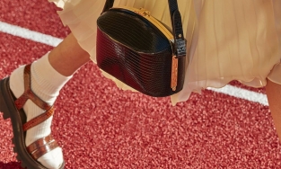 Bữa ăn sang chảnh với túi đựng đồ ăn trưa của Celine 