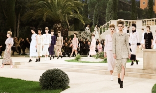 Tuần lễ thời trang Haute Couture sẽ chính thức quay trở lại 